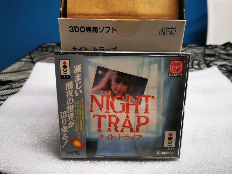 File:Night Trap JP with box 1.jpg