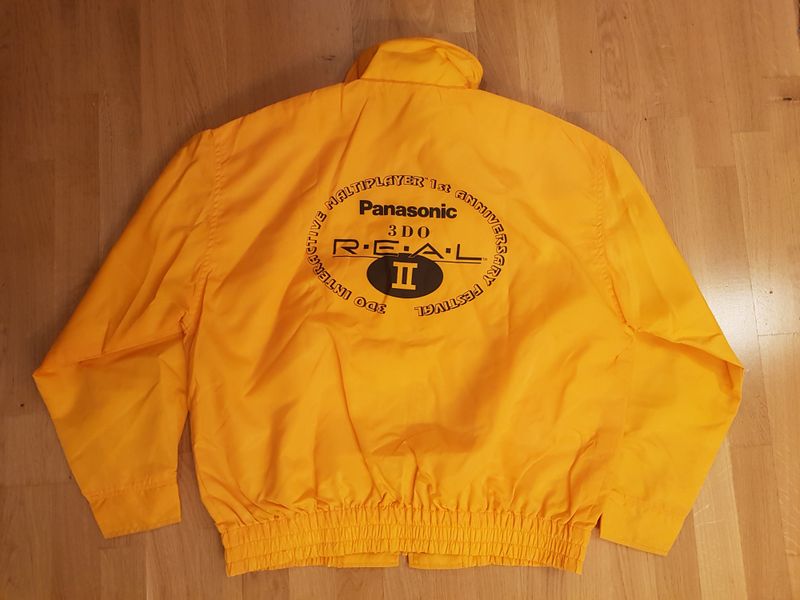 File:Panasonic FZ-10 Anniversary Jacket 2.jpg